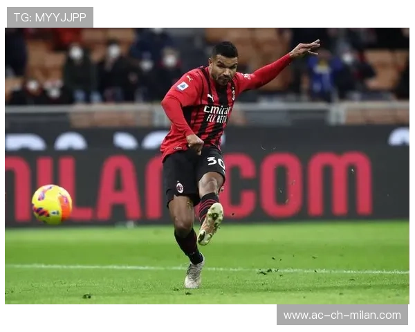 AC米兰持续施压，莱奥半转身抽射打高