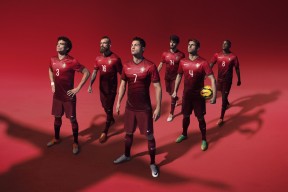 欧冠小组赛：多特1比0小胜波尔图 默尼耶压哨门线解围拯救三分